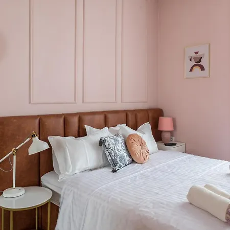 Center De Lux “ Zara “ Split