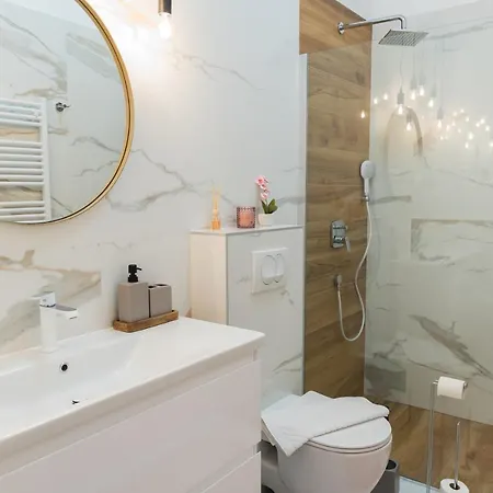 Center De Lux “ Zara “ * Split